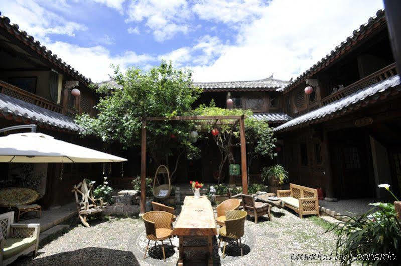 Blossom Hill Inn - Neverland Lijiang  Esterno foto
