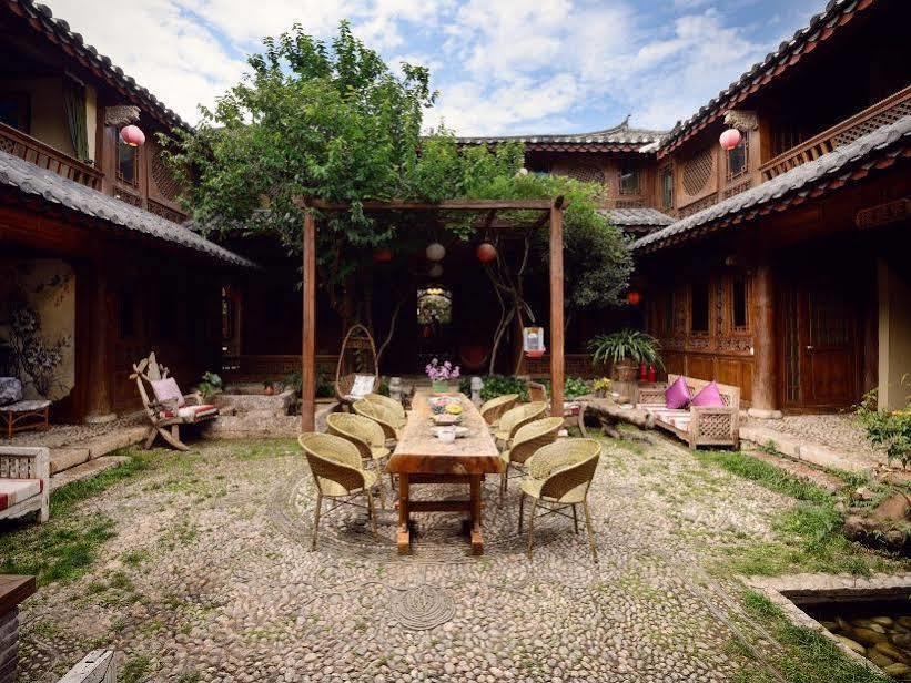 Blossom Hill Inn - Neverland Lijiang  Esterno foto